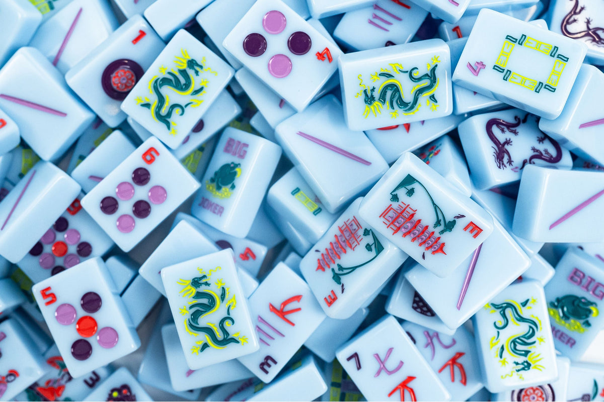 The Classic Line: Cornflower Blue Mahjong Tiles
