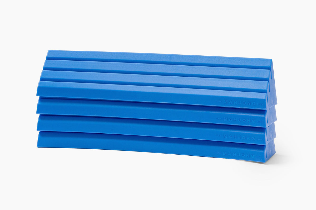 Stackable Plastic Playing Card Racks: Set of 4 with drawstring bag