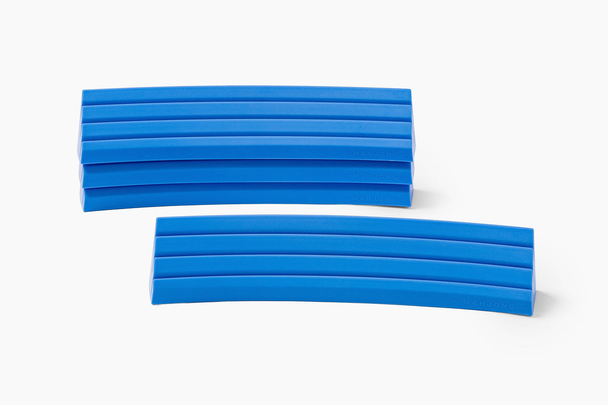 Stackable Plastic Playing Card Racks: Set of 4 with drawstring bag