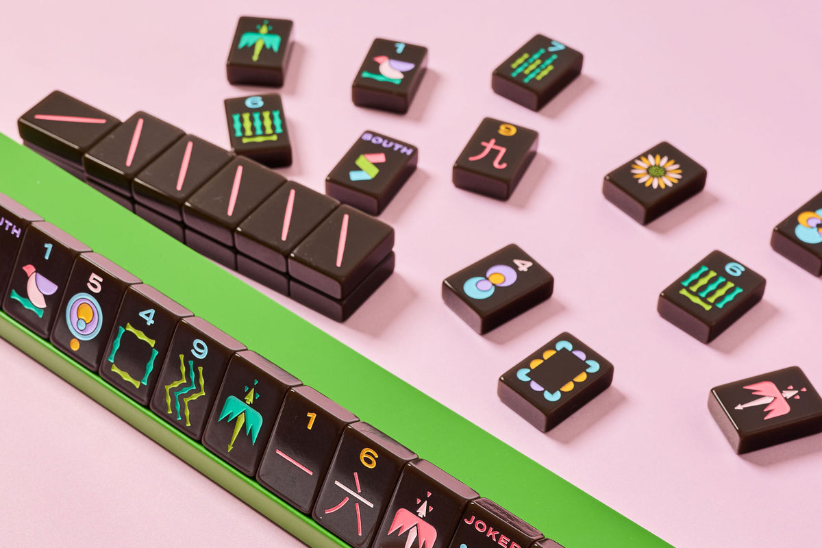 The Minimal Line: Dark Chocolate