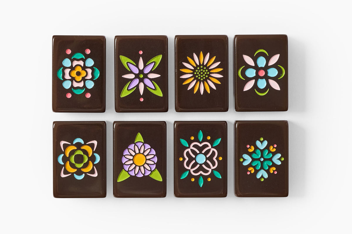 The Minimal Line: Dark Chocolate